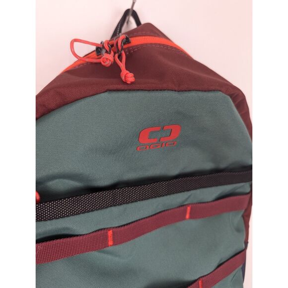 Ogio Alpha 20L Lightweight Backpack Maroon Blue Green Great Condition MSRP $100 - Picture 4 of 9